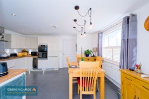 Kitchen/diner- click for photo gallery